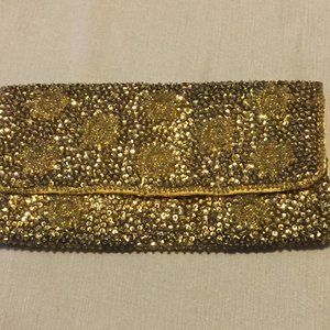 1970s Whiting & Davis Gold Sequined Evening Clutch